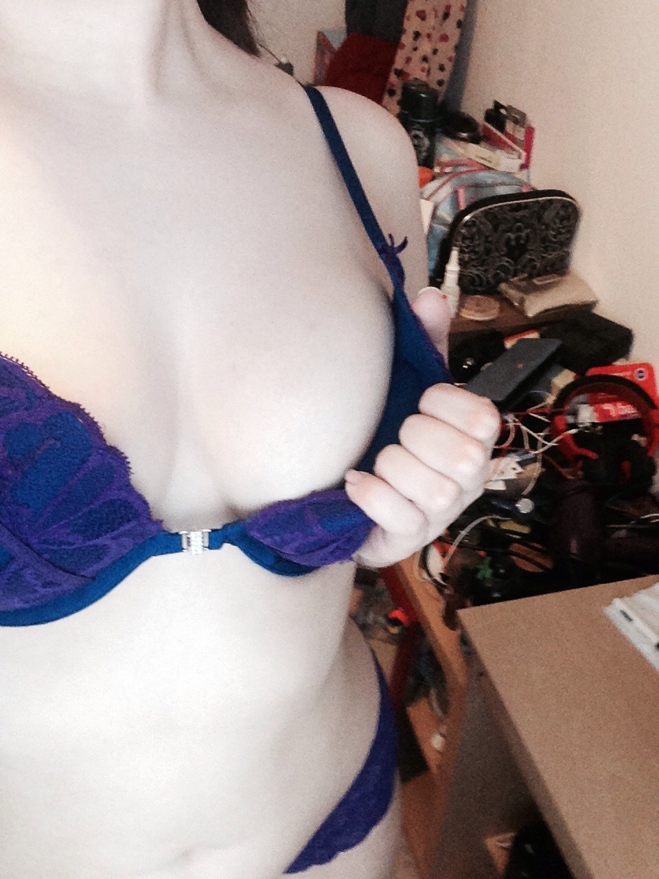 imbusymasturbating:  👀
