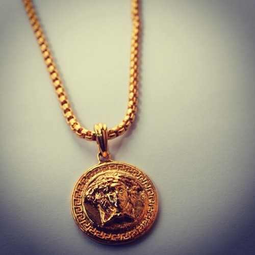 phuckindope:  Versace Versace Versace Medusa Medallion 