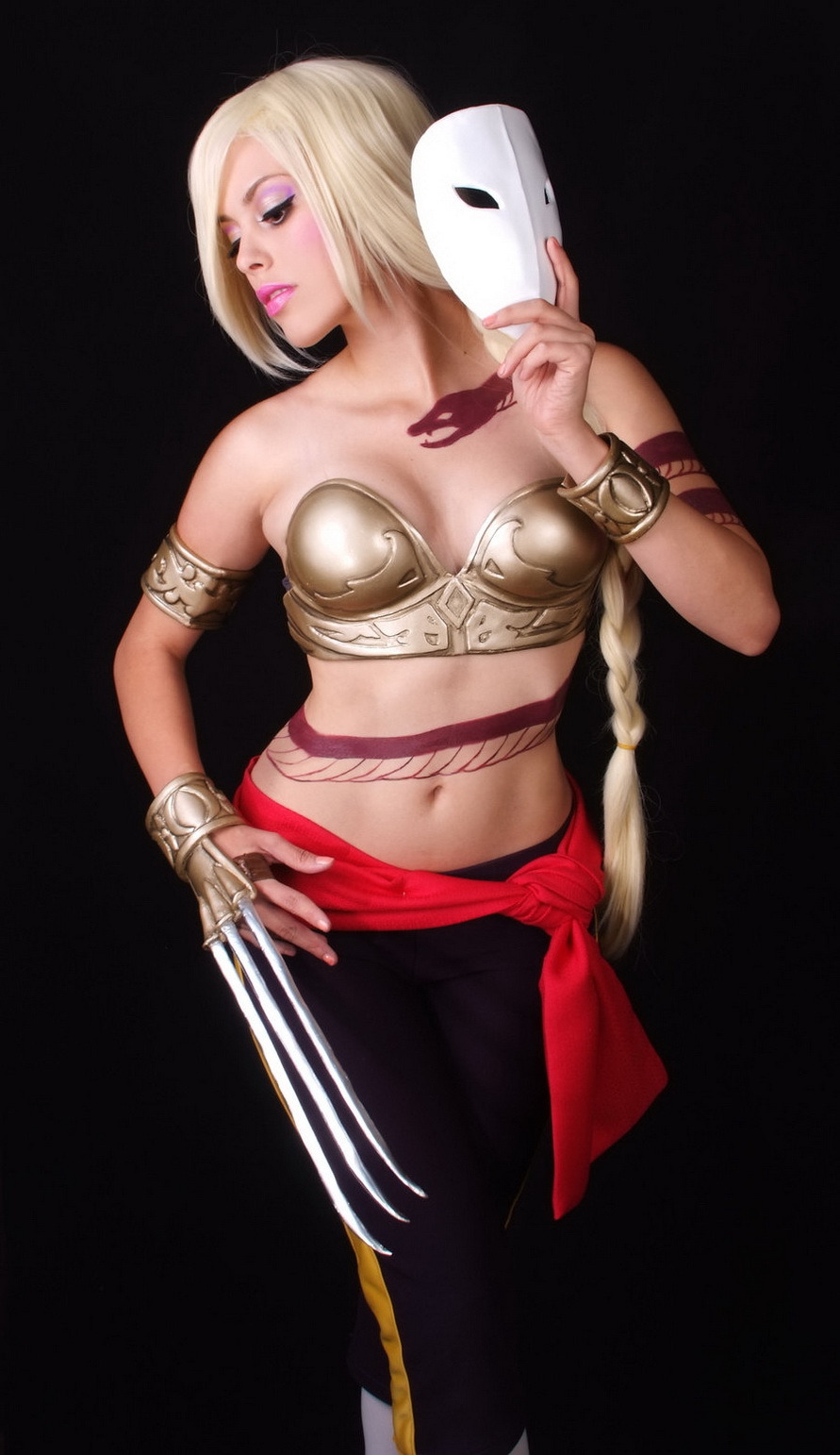hotcosplaygirl:  Cosplay girlCosplay girl Twitter