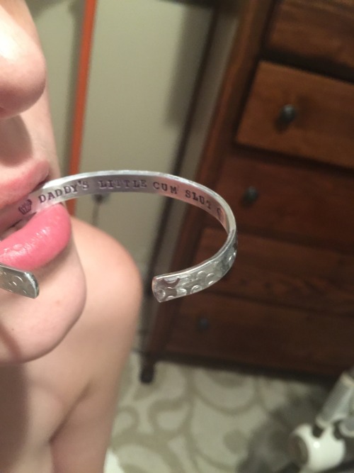 daddythefetish:  Peppermints new bracelet. You like??