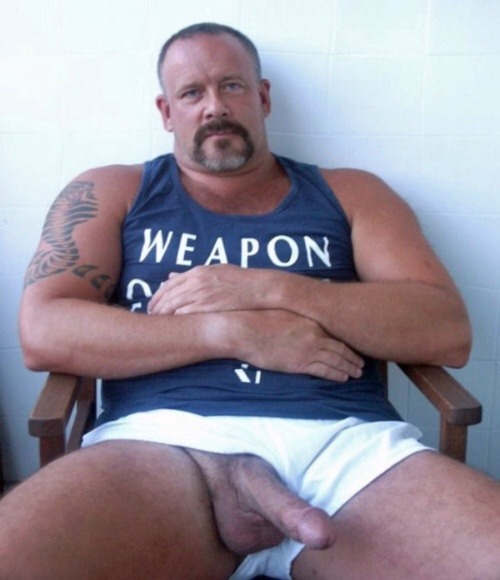 bear-tum:  servicebear:💜 Like ~ 🔁 ReBlog ~ 👍🏻 Follow The Feedng Frenzy @ ServiceBear. Thanks to my Followers and the Source of this re-blogged post. 4002