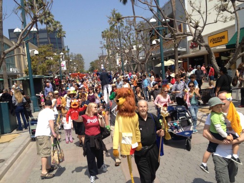 The Million Puppet Parade returns to Los Angeles for the 2nd year on 4/6/14. In 2013 over 300 people and puppets participated and we anticipate even more this year. Puppet making starts at 10:30am and then marching begins an hour later starting from...