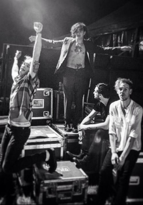 chocolaterobbersxo:  Off Adams Instagram  I don’t even know what’s going on.