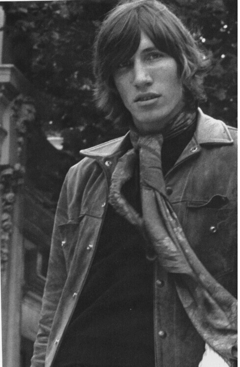 This Might Just Be One Of The Prettiest Photos Ever Of Roger