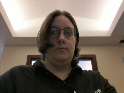 Work selfie for Munday &hellip; I need a haircut.