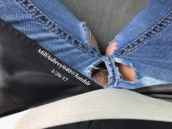 milfaubrey040:  I snapped you guys a few more pics of my favorite jeans. 😜🤗😘💋💋💋💋 Aubrey