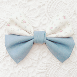 chickabiddy:  Super cute handmade bows from