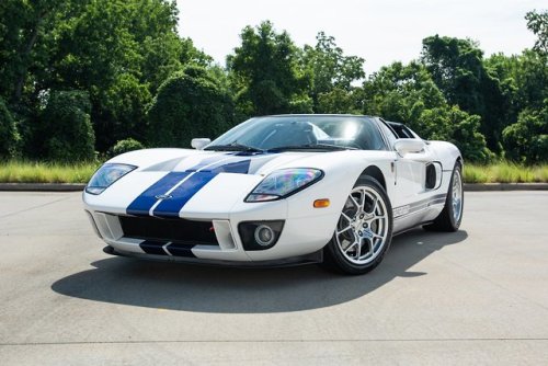 frenchcurious - Ford GT GTX1 2005 - source RK Motors Charlotte