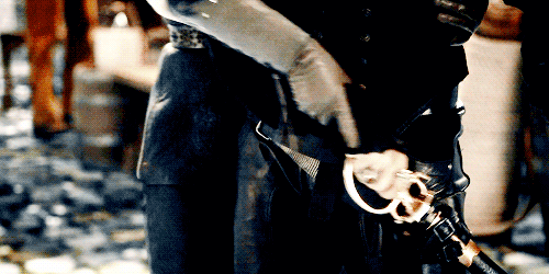 emma flirting with her qt pirate boyfriend (◡ ‿ ◡ ✿)