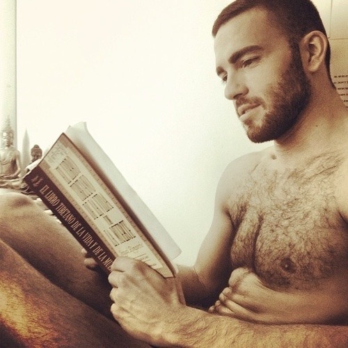 ilovehouseandfur:  iLoveHouseAndFurhttp://ilovehouseandfur.tumblr.com/