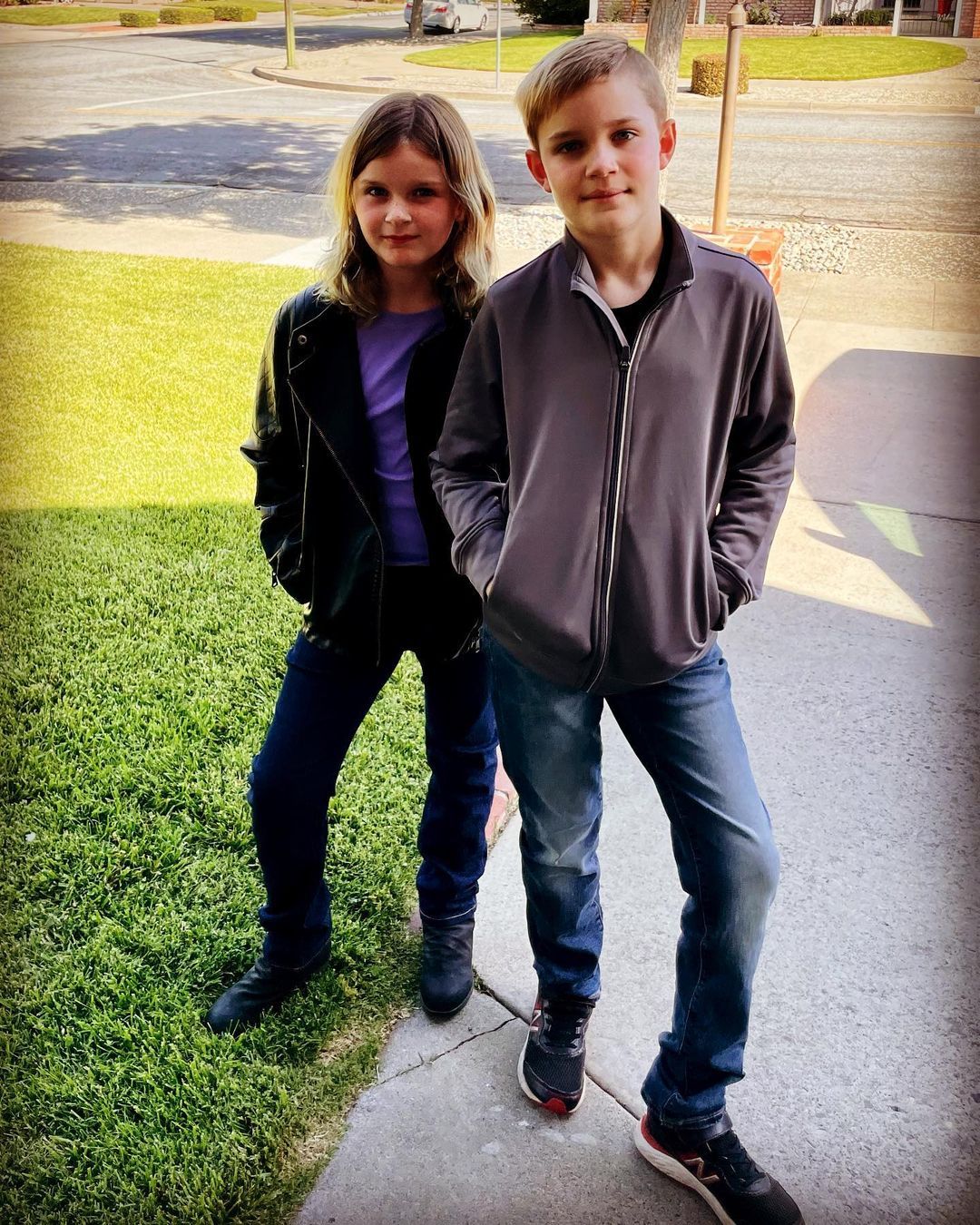 Heading out for a first Saturday night family dinner in this new almost post-COVID life. How did these kiddos get so big? And cool?? I had two littles when lockdown started and now they are preteens!
A lovely meal was had, thank you @bsbwillowglen -...