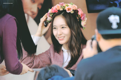 savekrystal ♡ do not edit!