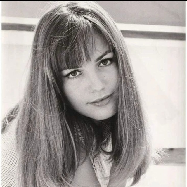 Hommage à Catherine Spaak, née le 3 avril 1945 à Boulogne-Billancourt et morte le 17 avril 2022 à Rome, actrice et 