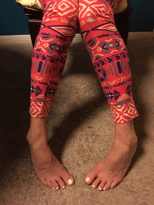 opentolife37:Look at what I got in the nail Loving my new yoga pants/leggings perfect match for my 