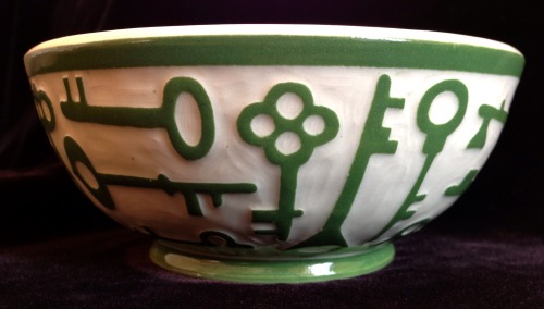 cbacon-pottery: Skeleton Key Bowl This bowl (2.5 in. high x 5 in. diameter) is perfect for the table