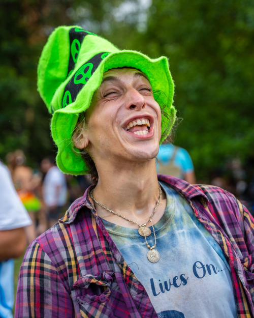 I went to Eeyore’s Birthday in Austin, TX on 4-30-22 with the goal of photographing 10 strangers. I ended up with many more.
Shot on Sony a7 IV x Tamron 28-75mm f2.8