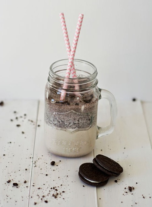do-not-touch-my-food:Oreo Milkshake