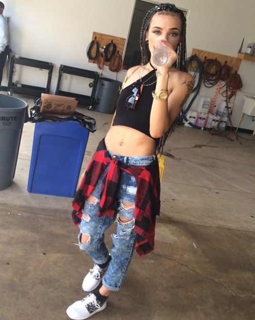 aaashleylove: Stay hydrated