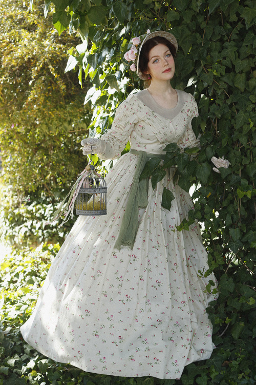 Romanticism.model, costume, idea: Rebecca Shtulmanphoto by Victoria Levin