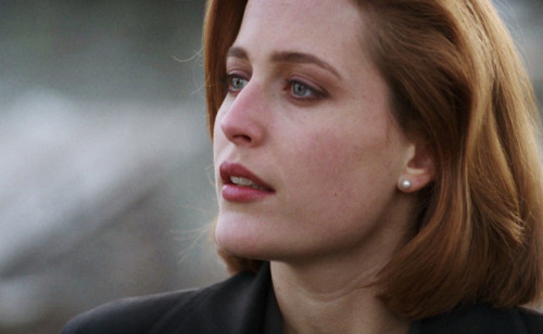 i-still-want–to-believe:4×11 El Mundo Gira