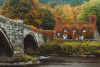 carpe-noctvm:Tu Hwnt i'r Bont, Wales