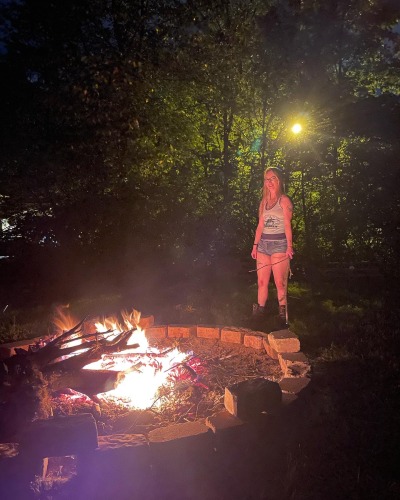 Sex Was a nice night for a fire last night and pictures