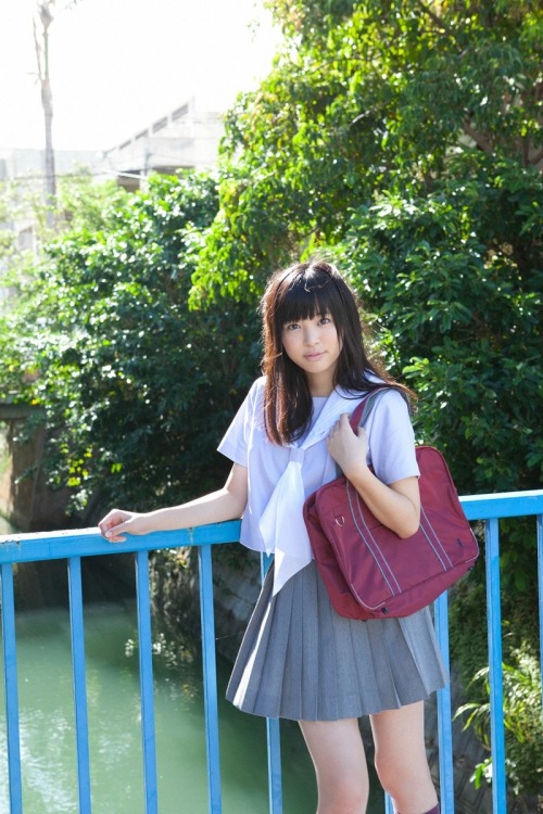 My Way To School - Moe Arai (荒井萌) 