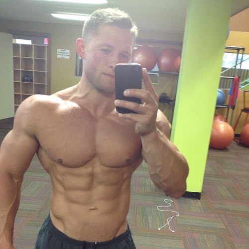 lumbrjax:  Instagram user @derrickellis http://ift.tt/1KNH0sy