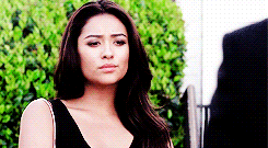 Pretty Little Liars: The Perfectionists