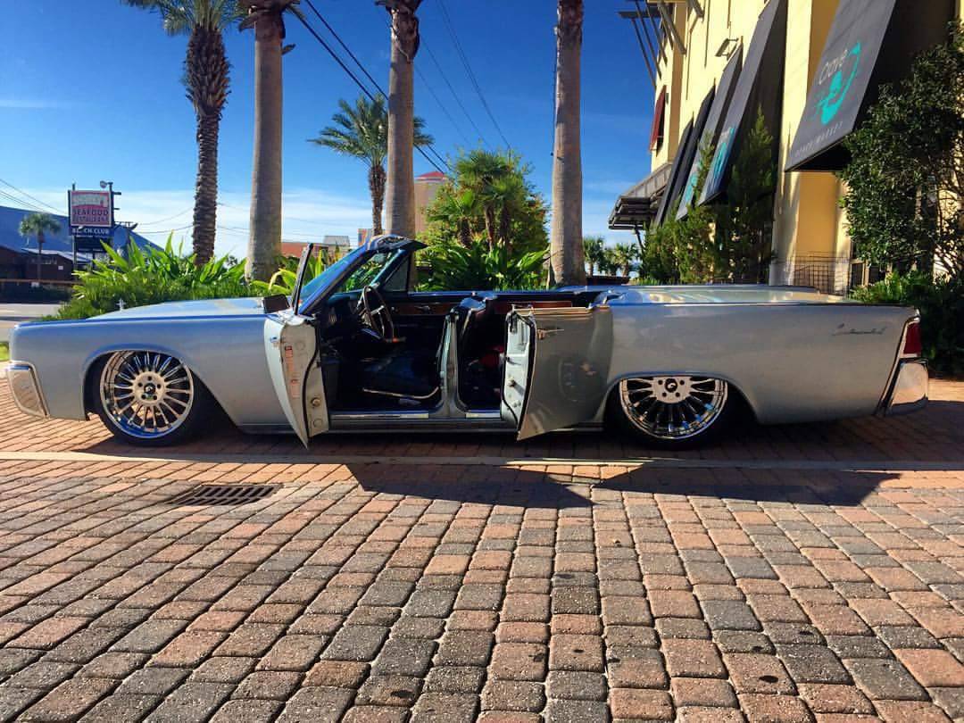 suicideslabs:  More 1961 - 1969 Lincoln Continentals