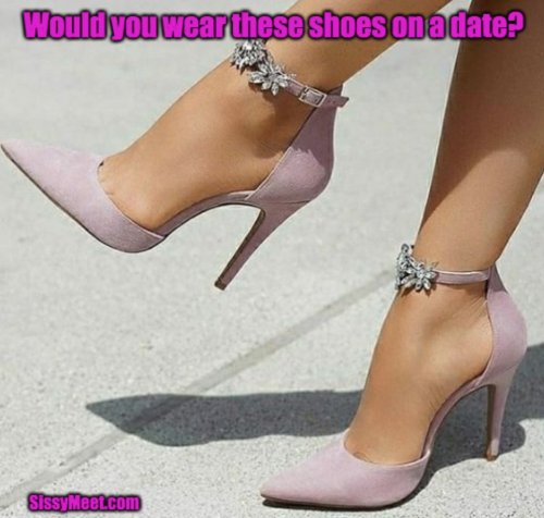 kymberlym7:sissyslutalice:  stpsap77:lacey-in-pink-prints:  A Sissy Must!   Definitely all of the above i want all of those heels   I love these shoes!!