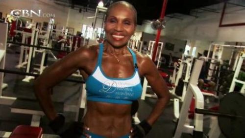 eboni-health-advisor:  “OLDEST BODY BUILDER ERNESTINE SHEPHERD ” She is 76 years old “he started working out in her 50′s which truly shows no one is ever too old to get fit! She was trained by a former Mr. America.” “She runs 10 miles or