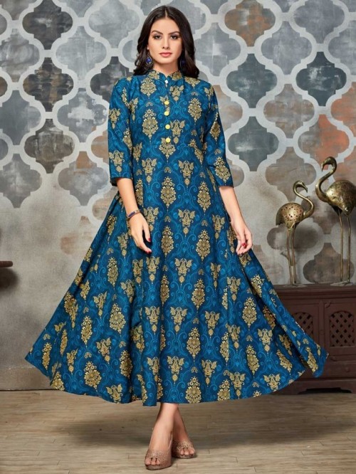 Kurtis look contemporary and stylish on women of every body shape and type. A quintessential garment