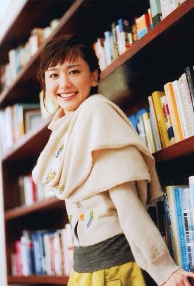 nkty-aam29:  Yui Aragaki
