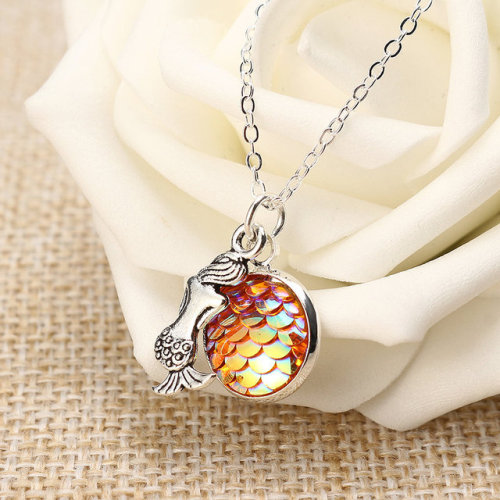 pornstarwars:mermaid necklacesuse the code sherry15 for 15% off your entire order