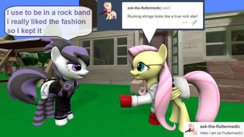 ask-the-out-buck-pony:    Asked and followed by ask-the-fluttermedic   X3 Oh dear…