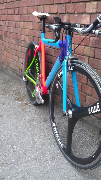 armourtexcycles:  Yessssssss time trial bike aver un disc und une Spengle. I used to own a Spengle 6