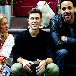 iammorethanmemory:Aaron Tveit + that laugh
