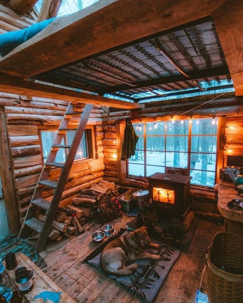 cabinsdaily:The most cozy cabin ever!  Tag a friend you’d take here...#travel #travelabroad #travell
