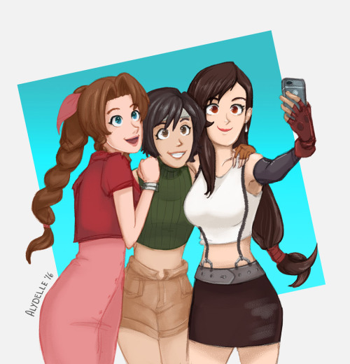 alydelle:If PHS’s were anything like today’s smartphones, selfies would totally be a thing in the FF