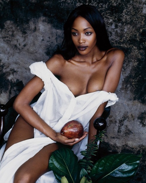 diaz-devan:lisa401971:Naomi Campbell by Peter Lindbergh Harper’s Bazaar - December 1992Me when it’s 