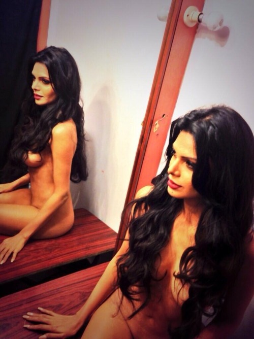 nakedcelebz:  Sherlyn Chopra