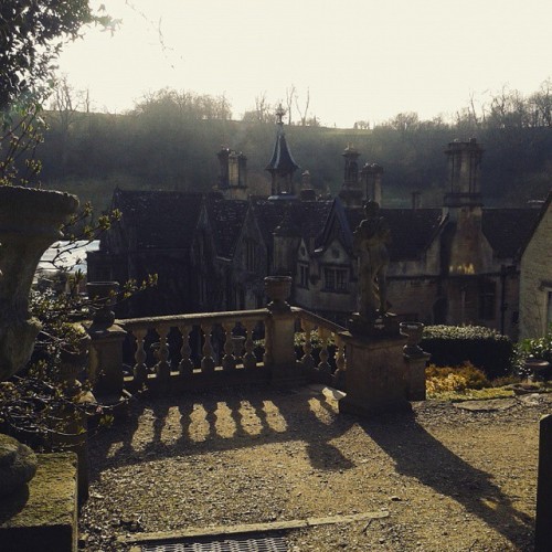 thedevilswitchcraft:Castle Combe