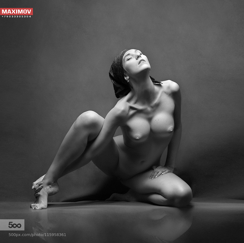 artistic-nude-photos:  www.maximov.nu by kot7478 http://ift.tt/1gRWh4iwww.maximov.nu