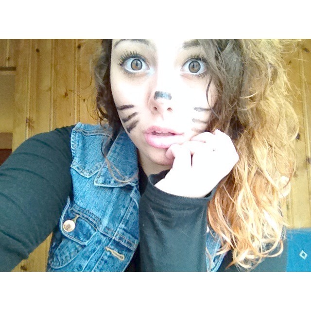 mermaid-farts-lol:  Kik? Officialmarian ;3