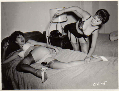 bondageoldies.tumblr.com/post/52758900383/