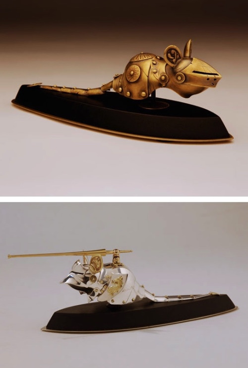 treasures-and-beauty: mayahan: Artist, Jeff de Boer, Creates Cat And Mice Armor Based On Different H