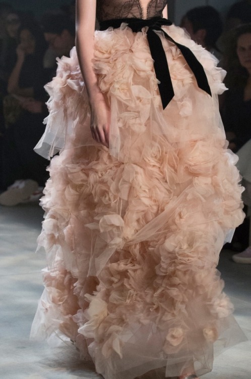 102runway: Marchesa Fall-Winter 2017