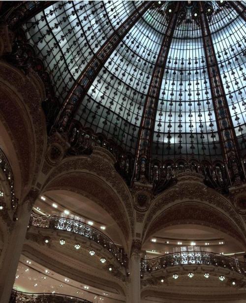 inosanteria:Galeries Lafayette, Paris, France