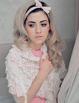 fruitdiamond:  marina and the diamonds for neo2 magazine // berlin, 2012 